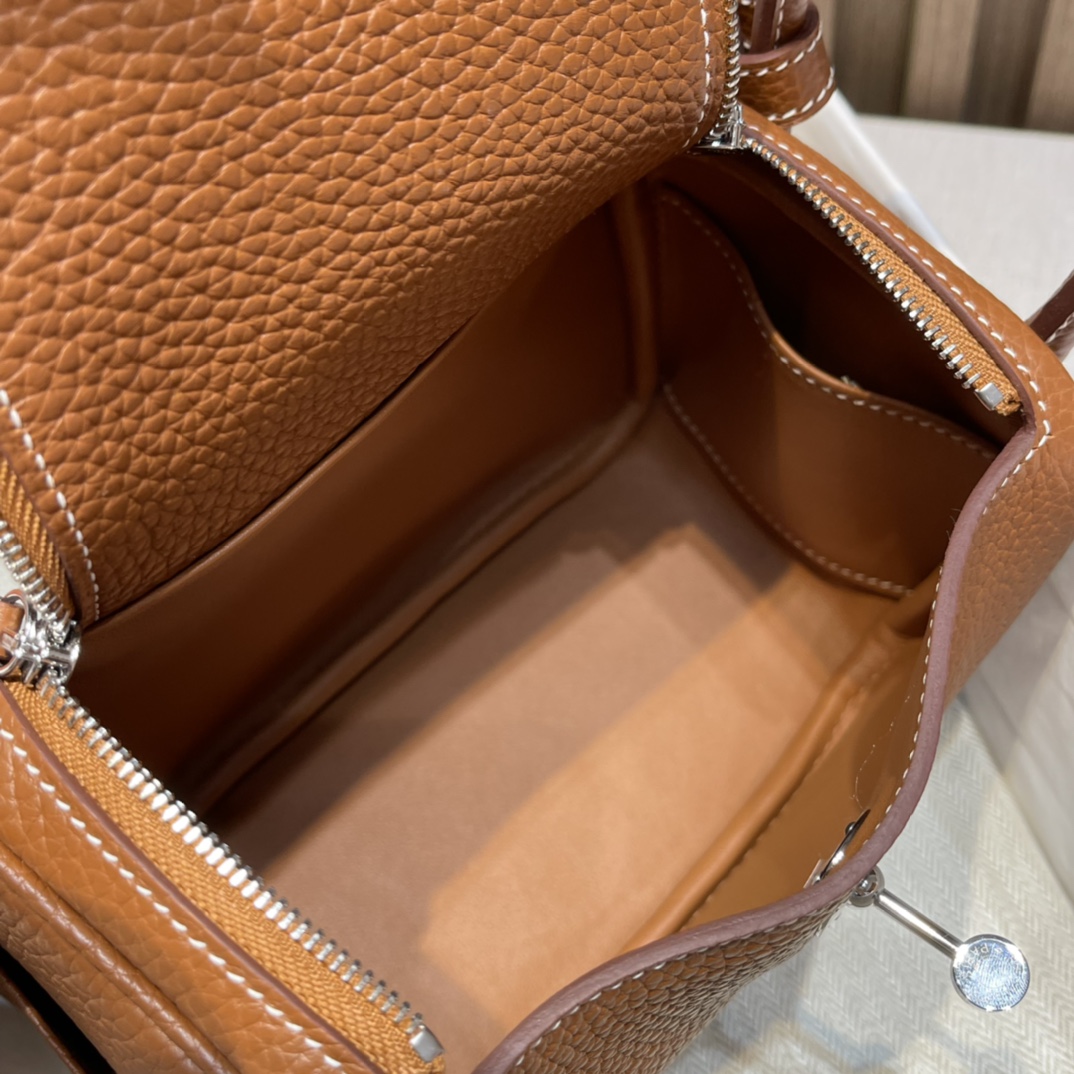 HERMES 爱马仕 Mini Lindy CK37 金棕色 Togo皮 20cm 娇娇名品