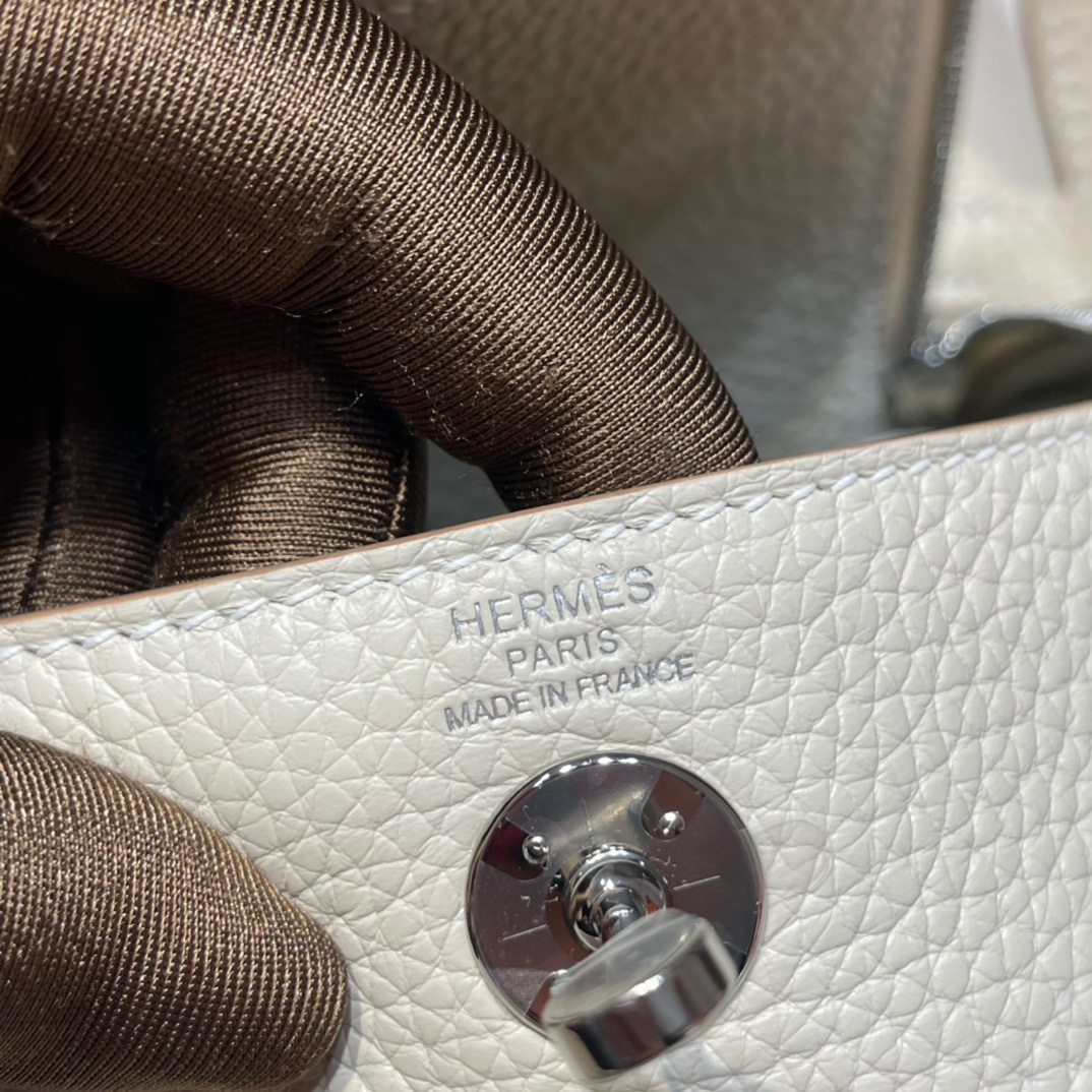 HERMES 爱马仕 Lindy 18cm 10 Craie 奶昔白 TOGO 进口蜜蜡线 全手工制作