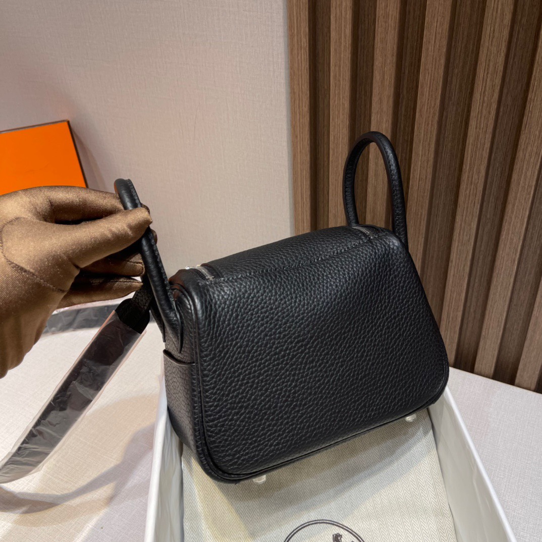 HERMES 爱马仕 Lindy 18cm 89 Nior 经典黑 TOGO 进口蜜蜡线 全手工制作