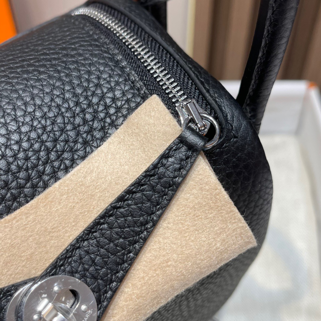 HERMES 爱马仕 Lindy 18cm 89 Nior 经典黑 TOGO 进口蜜蜡线 全手工制作