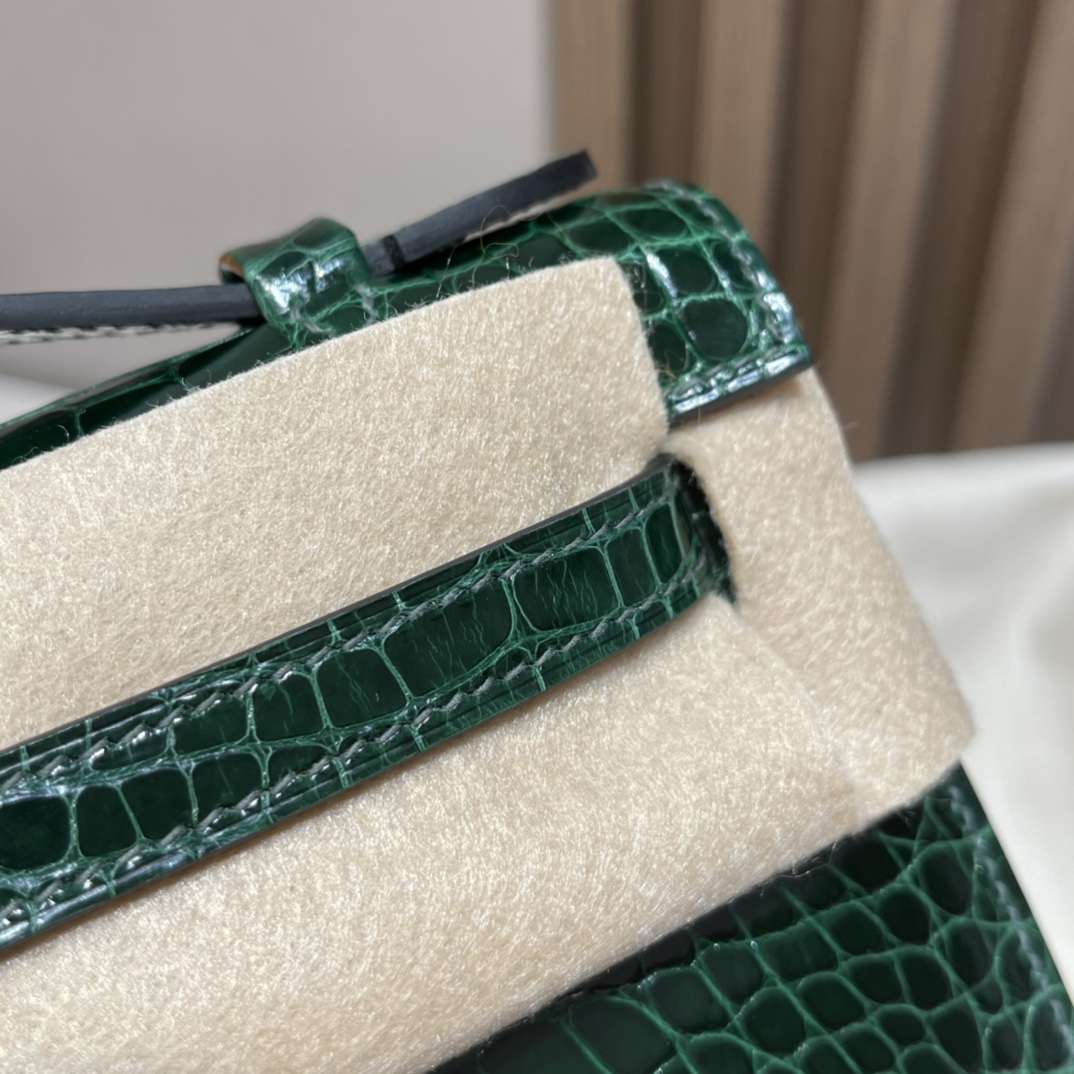 HERMES 爱马仕Mini Kelly 1代 67 Vert Fonce 祖母绿 22cm 金扣 鳄鱼皮 Birkinx娇娇名品