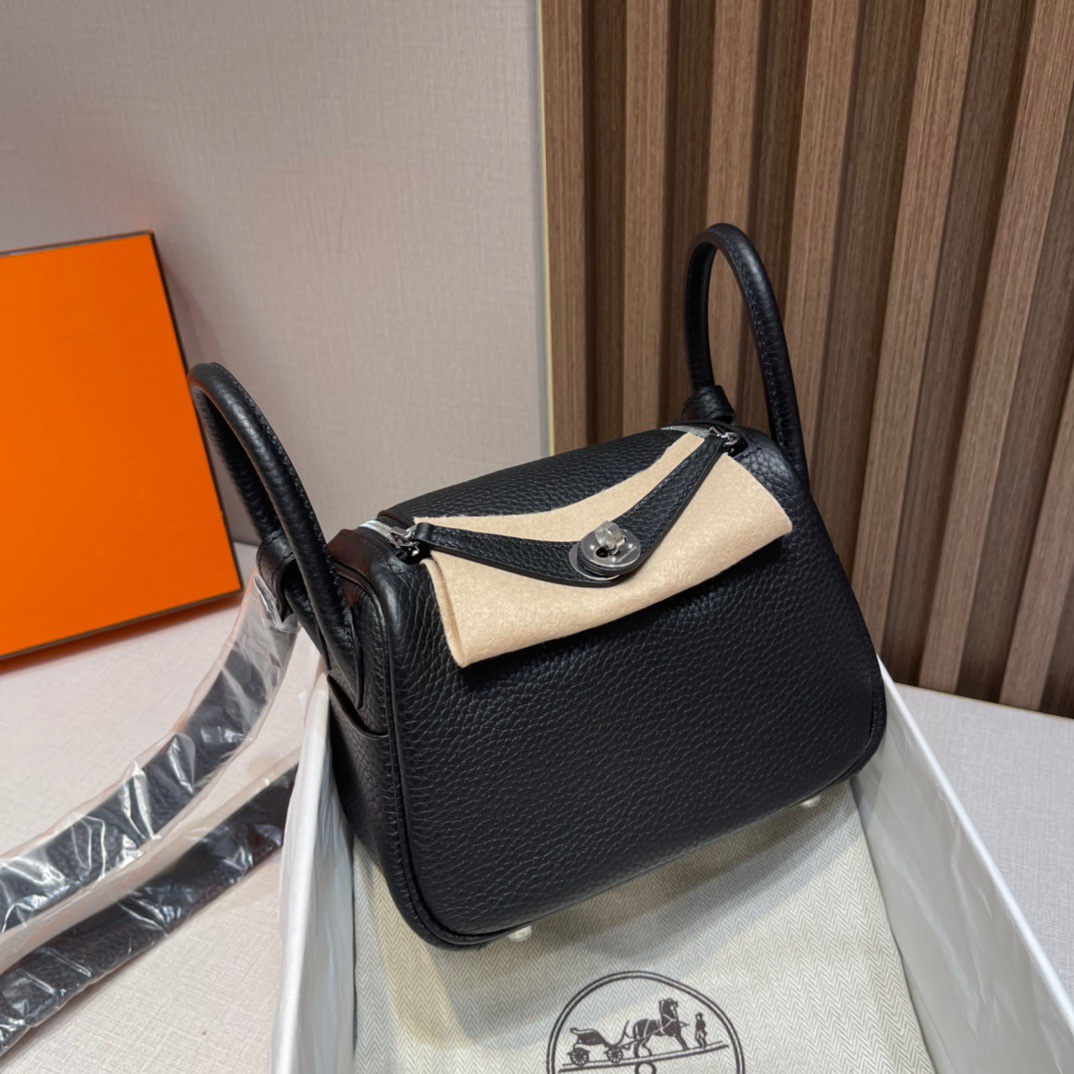HERMES 爱马仕 Lindy 18cm 89 Nior 经典黑 TOGO 进口蜜蜡线 全手工制作