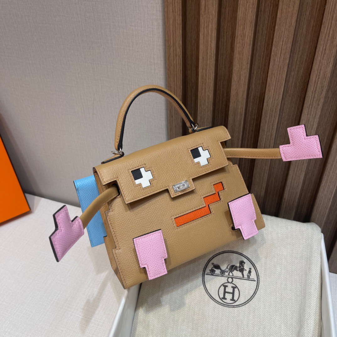 HERMES 爱马仕 Kelly dole picto 马赛克娃娃包 可爱到极致 Kelly doll 2S Sesame芝麻色 全手工制作