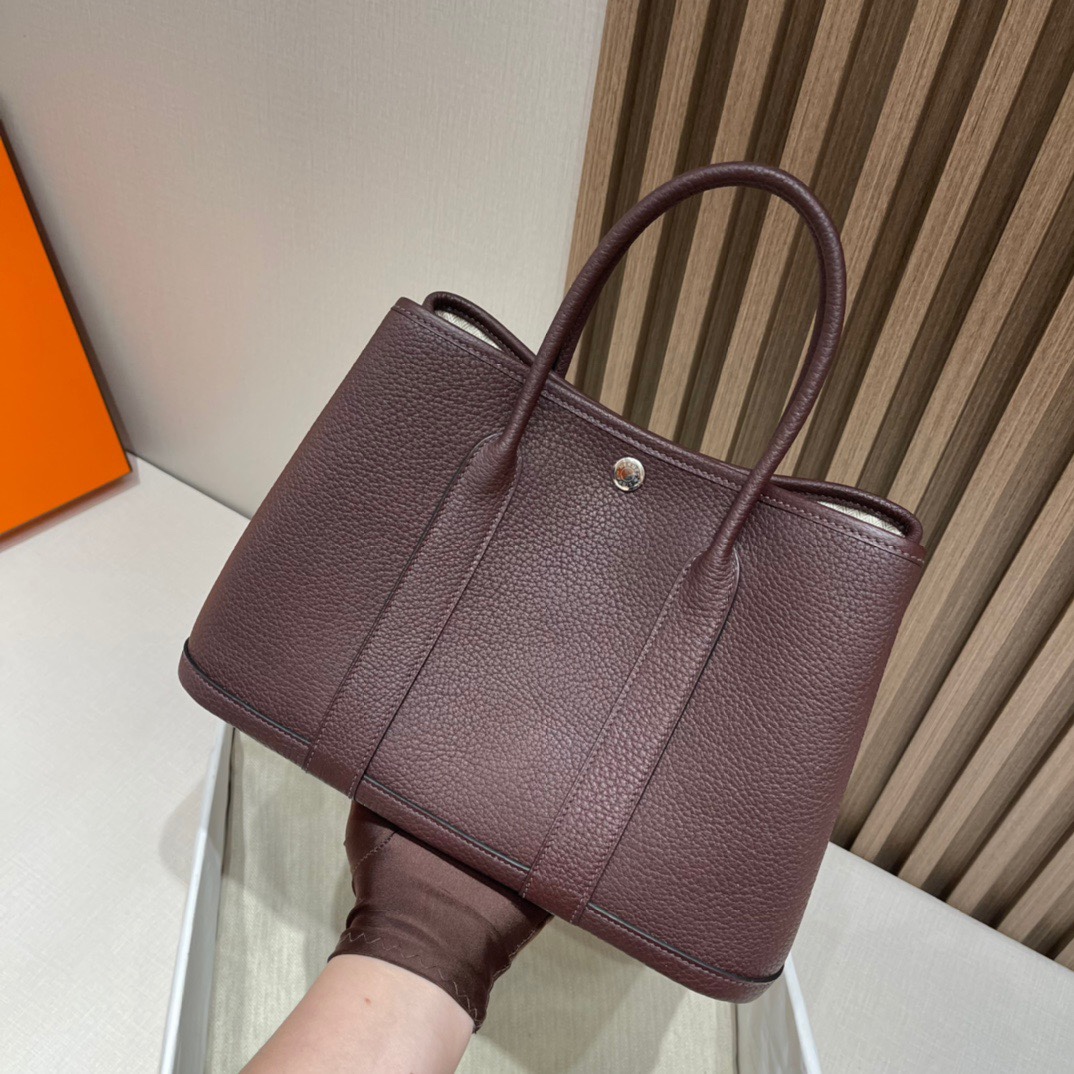 HERMES 爱马仕 Garden Party 30cm Negonda皮 0G 马鞍红Rouge Sellier 耐看的红色 妈咪包通勤包 全手工制作